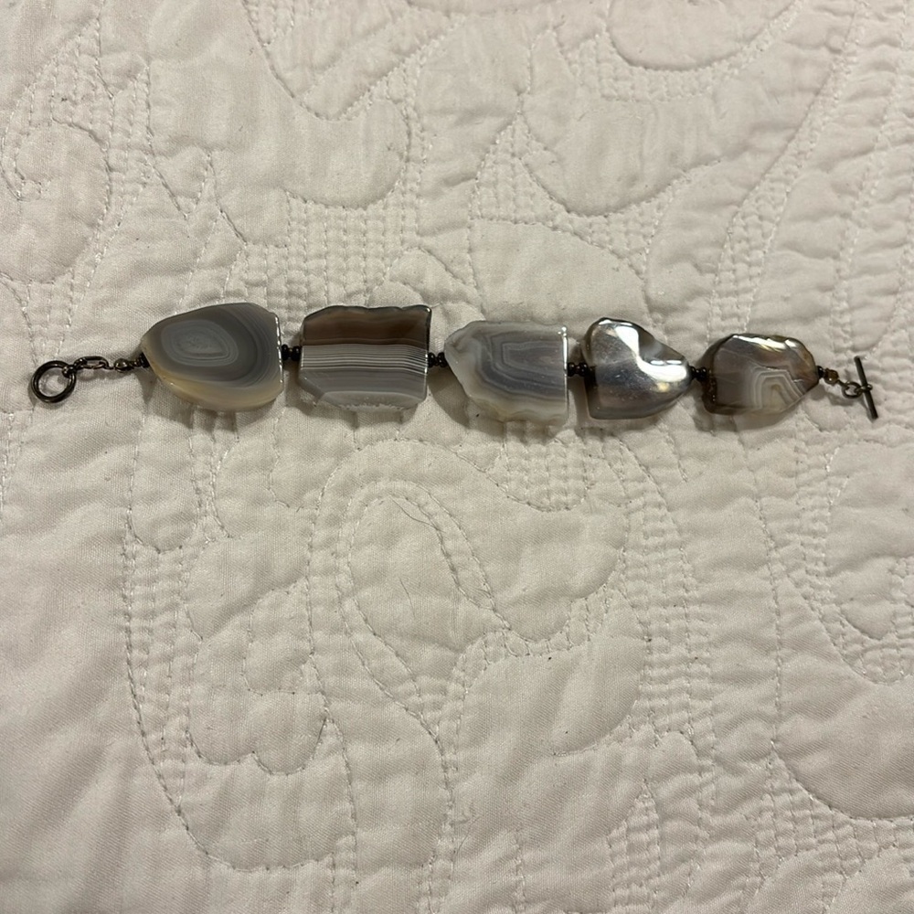Cut Agate bracelet